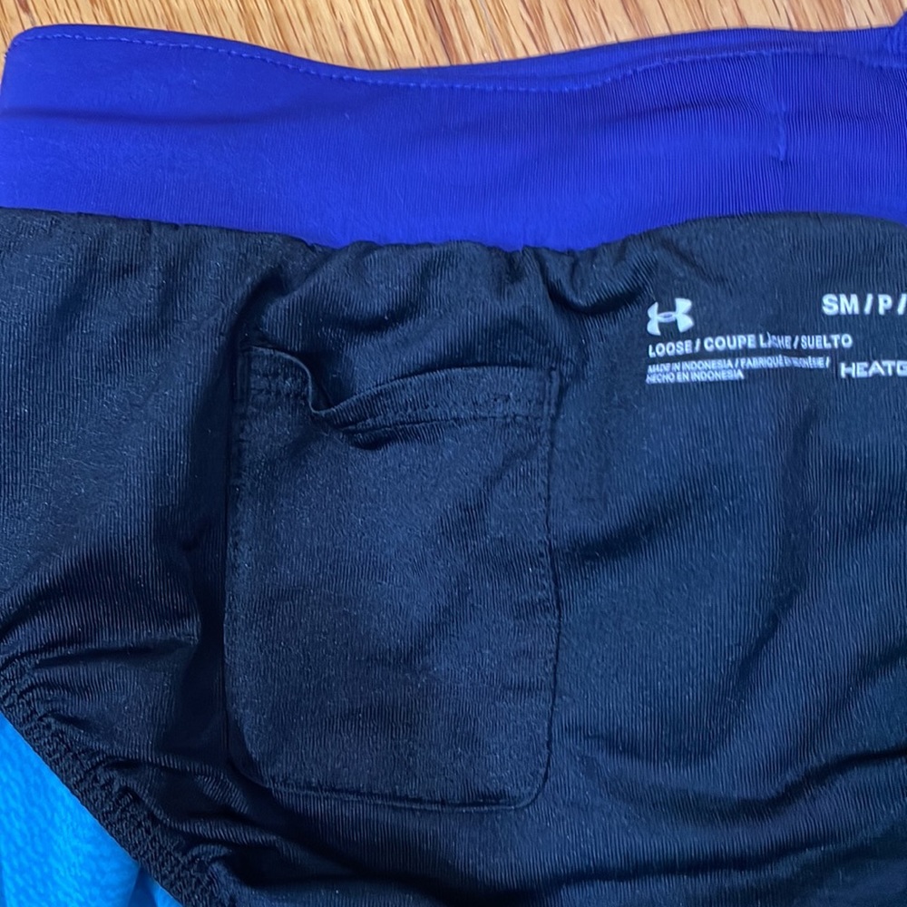 Under Armor Shorts Women's Small
New Fly By 2.0 Activewear - Picture 6 of 7
